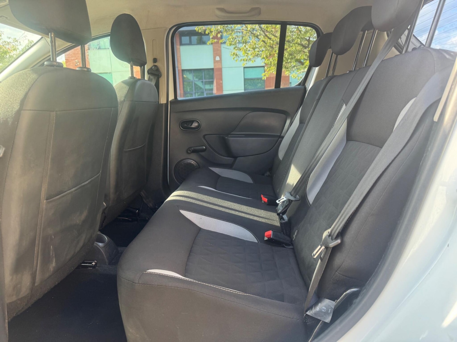 Used Dacia Sandero Stepway 2015 for sale - 76584067: Photo 41