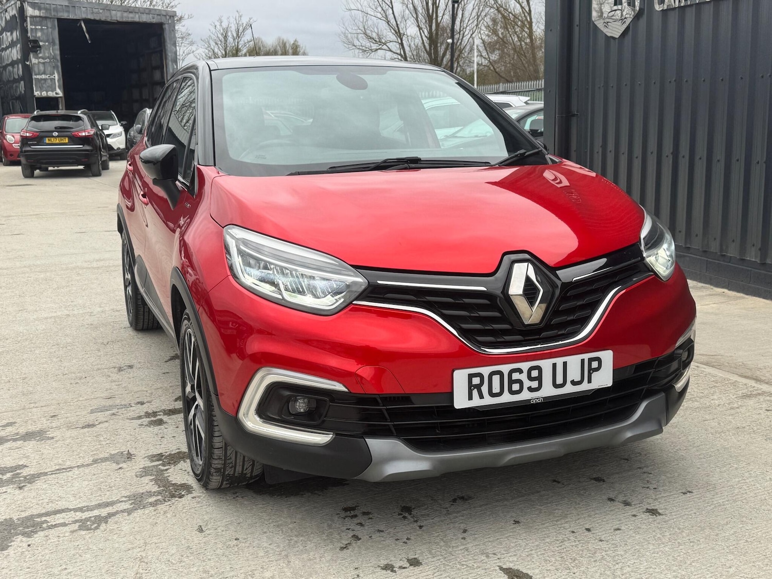 Used Renault Captur 2019 for sale - 78006405: Photo 2