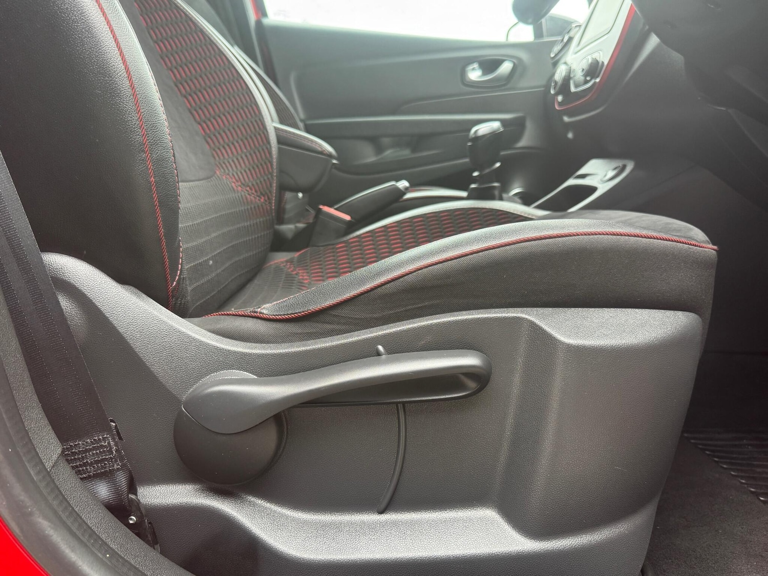 Used Renault Captur 2019 for sale - 78006405: Photo 44