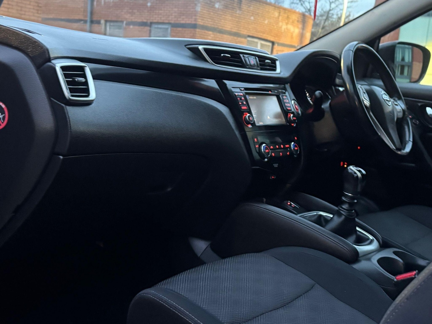 Used Nissan Qashqai 2015 for sale - 76585430: Photo 13