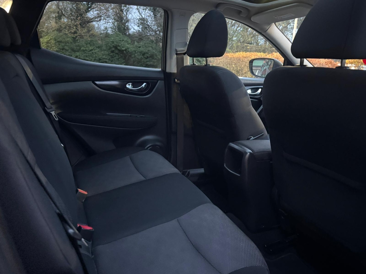 Used Nissan Qashqai 2015 for sale - 76585430: Photo 23