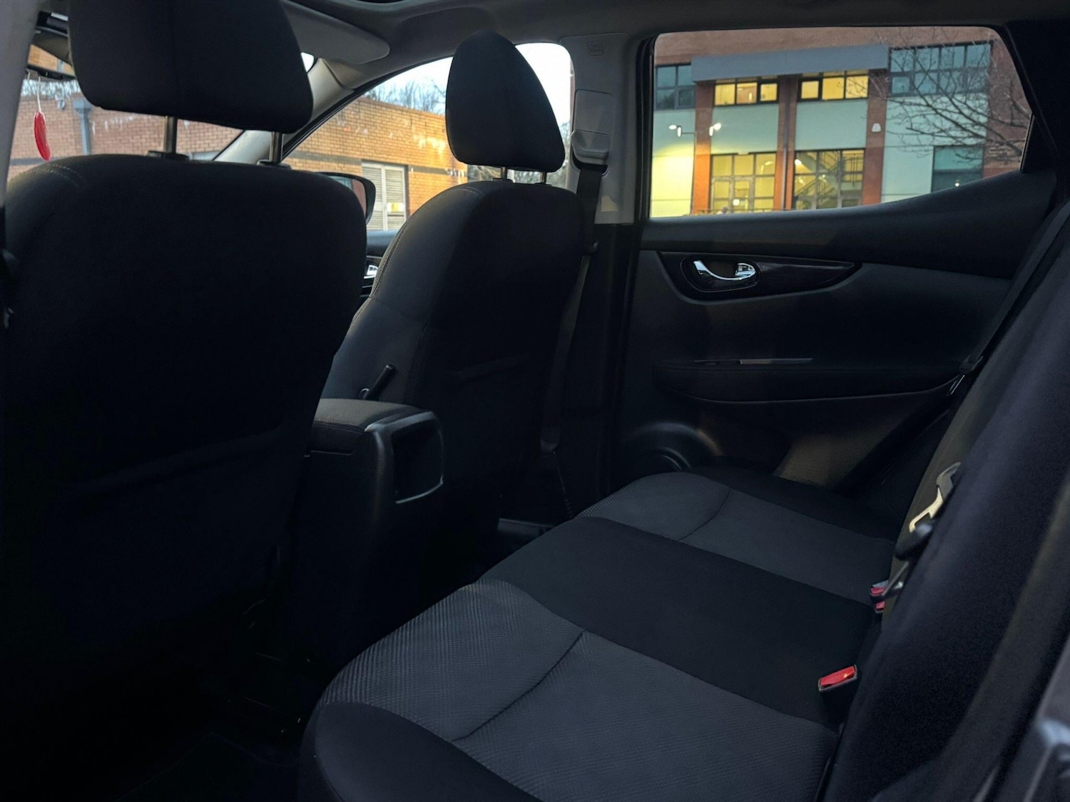 Used Nissan Qashqai 2015 for sale - 76585430: Photo 24