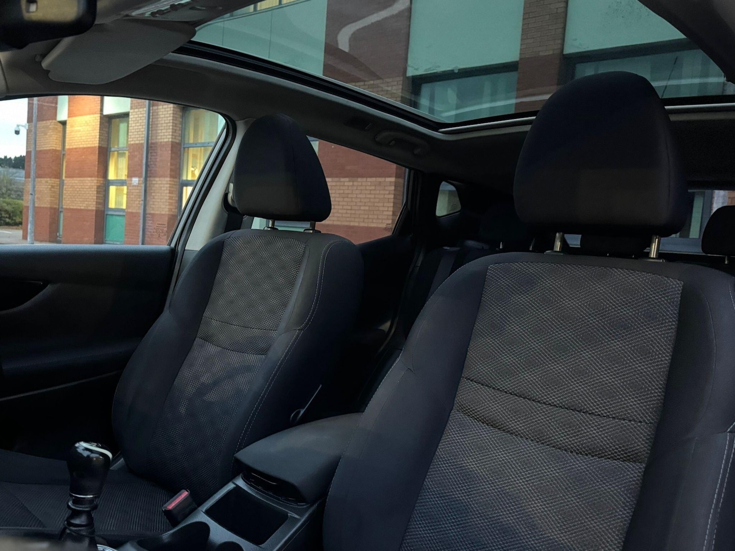 Used Nissan Qashqai 2015 for sale - 76585430: Photo 39