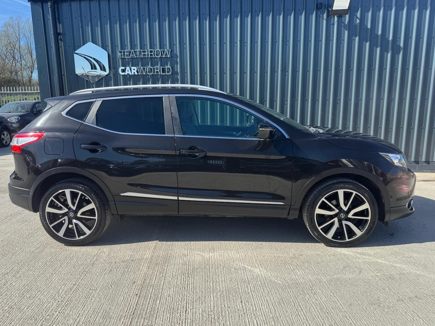 Used Nissan Qashqai 2017 for sale - 77978127: Photo 13