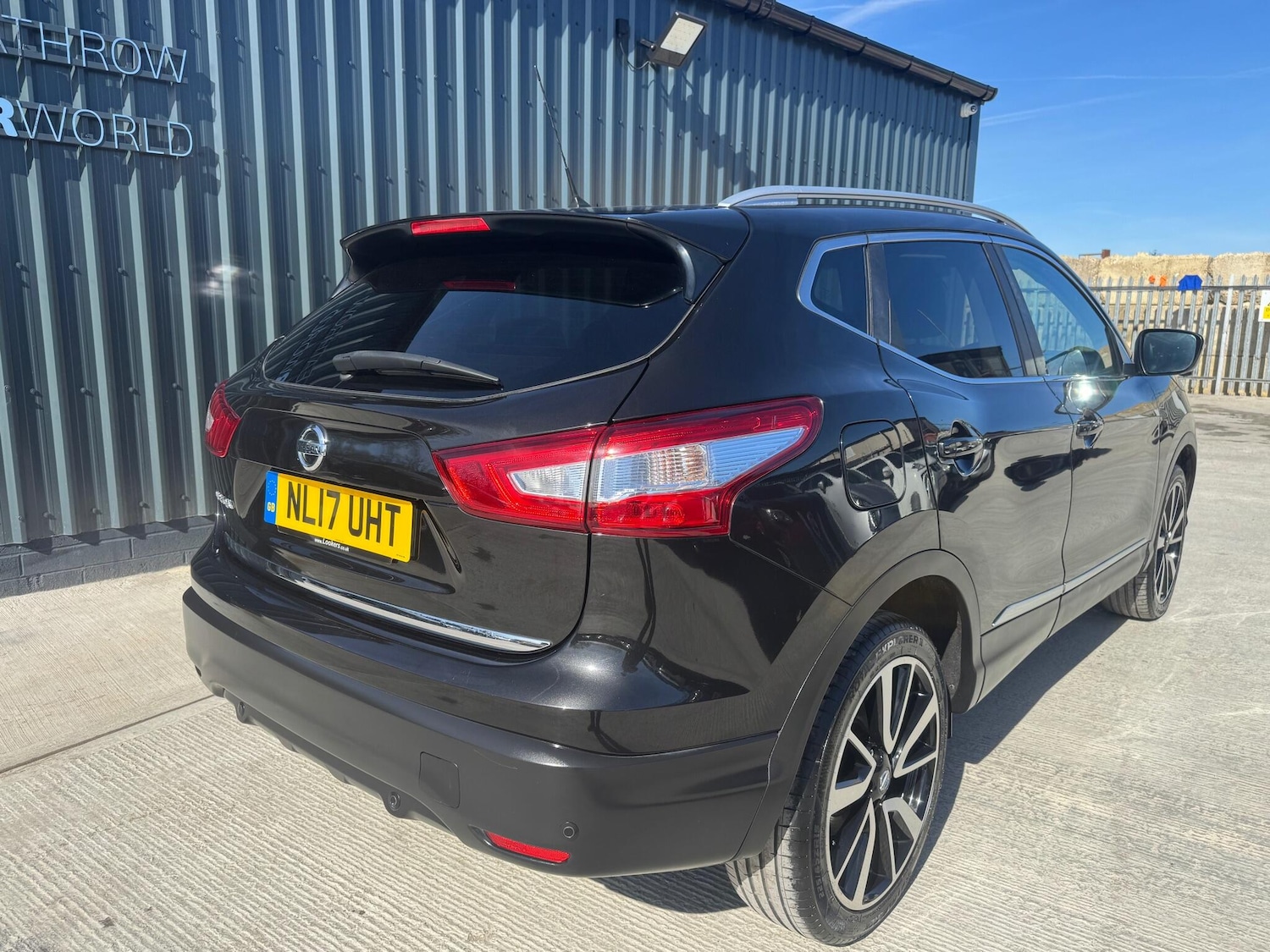 Used Nissan Qashqai 2017 for sale - 77978127: Photo 15