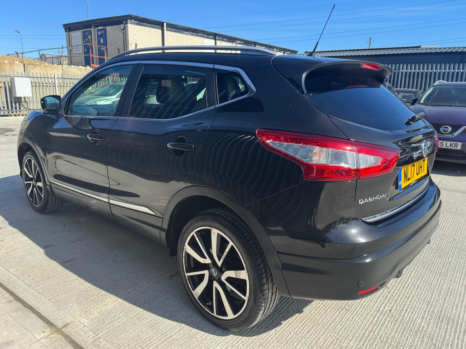Used Nissan Qashqai 2017 for sale - 77978127: Photo 9