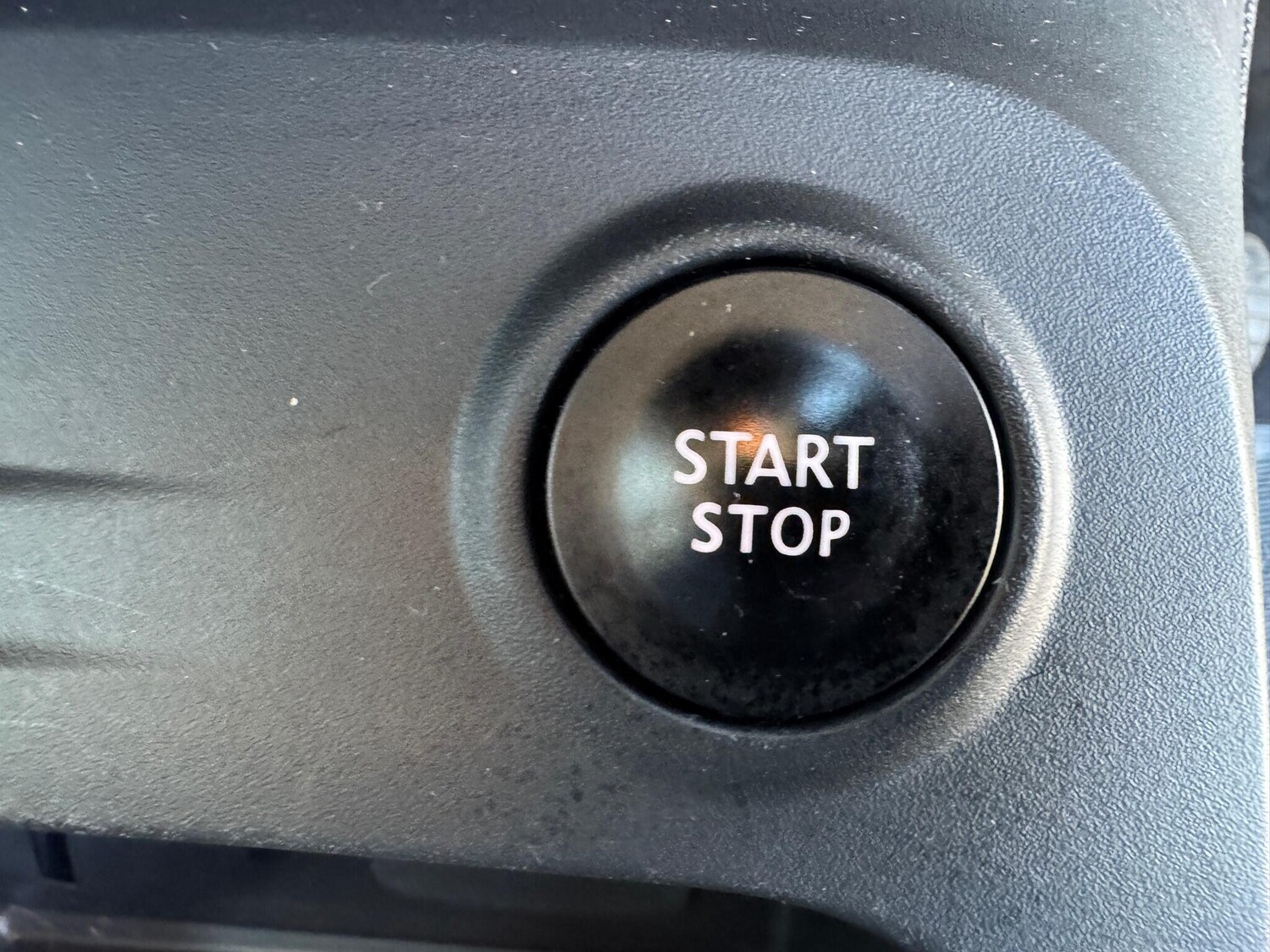 Used Renault Captur for sale - 78115460: Photo 21