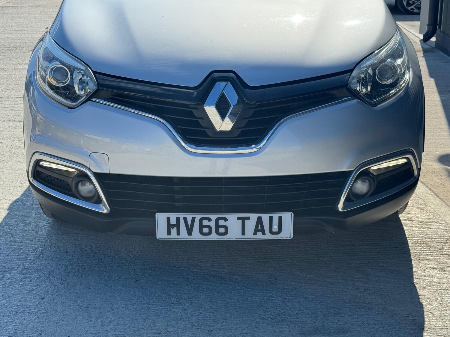 Used Renault Captur for sale - 78115460: Photo 9