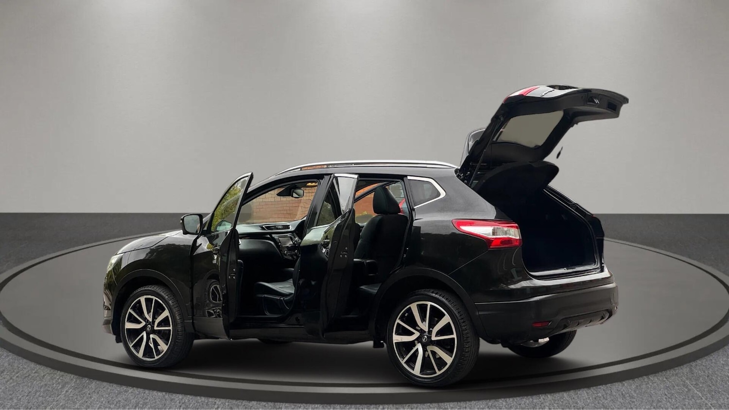 Used Nissan Qashqai 2016 for sale - 76608509: Photo 18