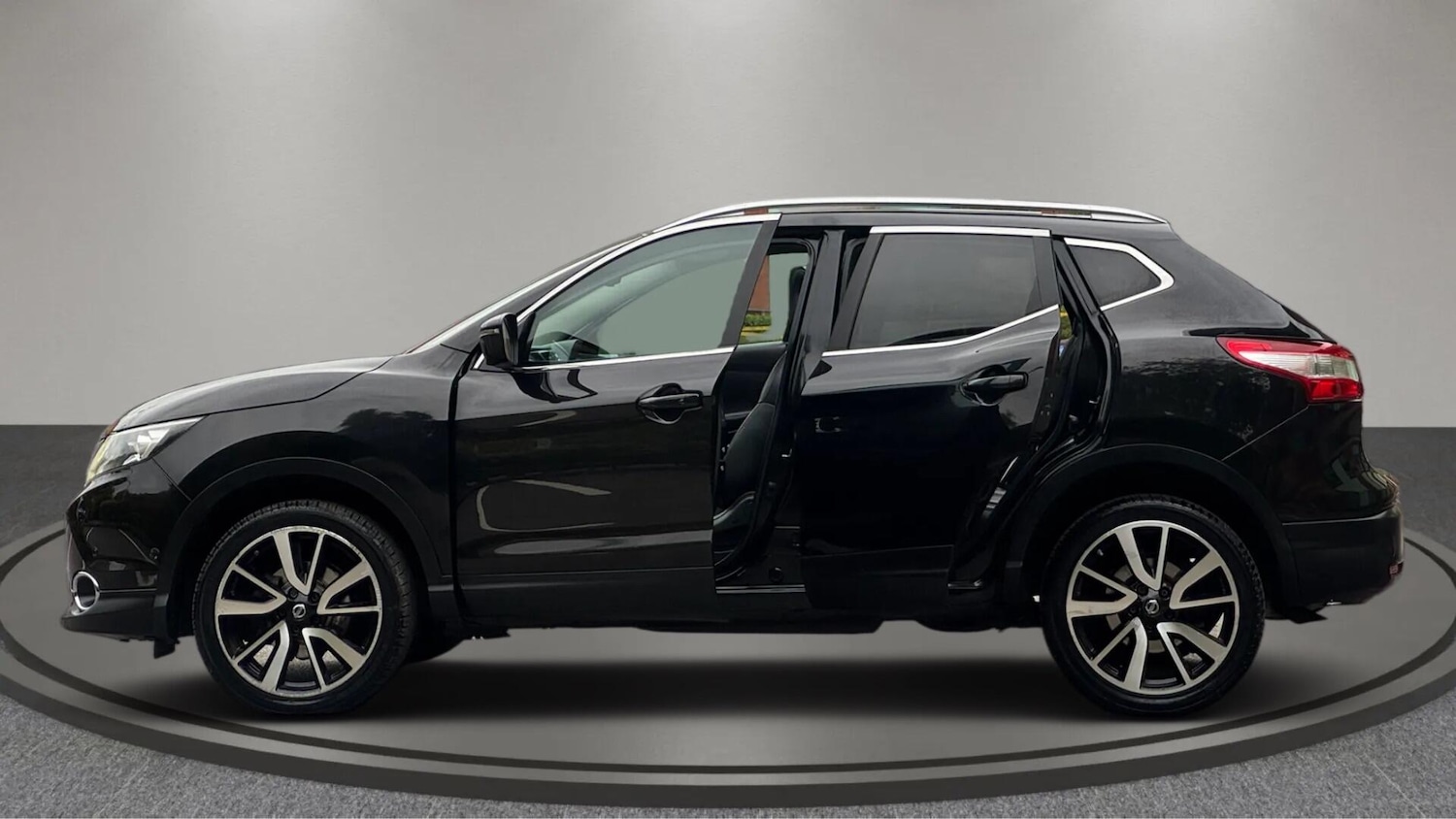 Used Nissan Qashqai 2016 for sale - 76608509: Photo 20