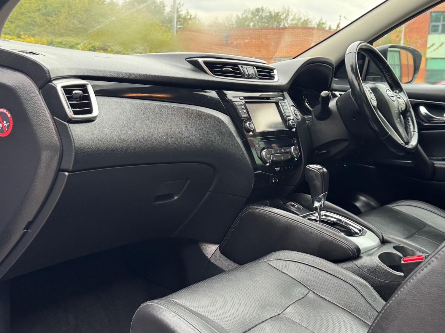 Used Nissan Qashqai 2016 for sale - 76608509: Photo 52