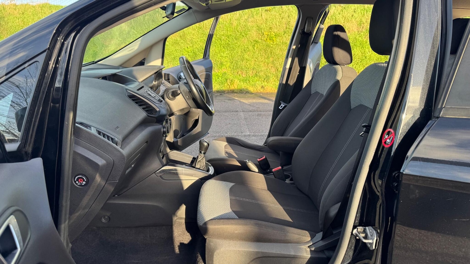 Used Ford Ecosport 2015 for sale - 76898774: Photo 33