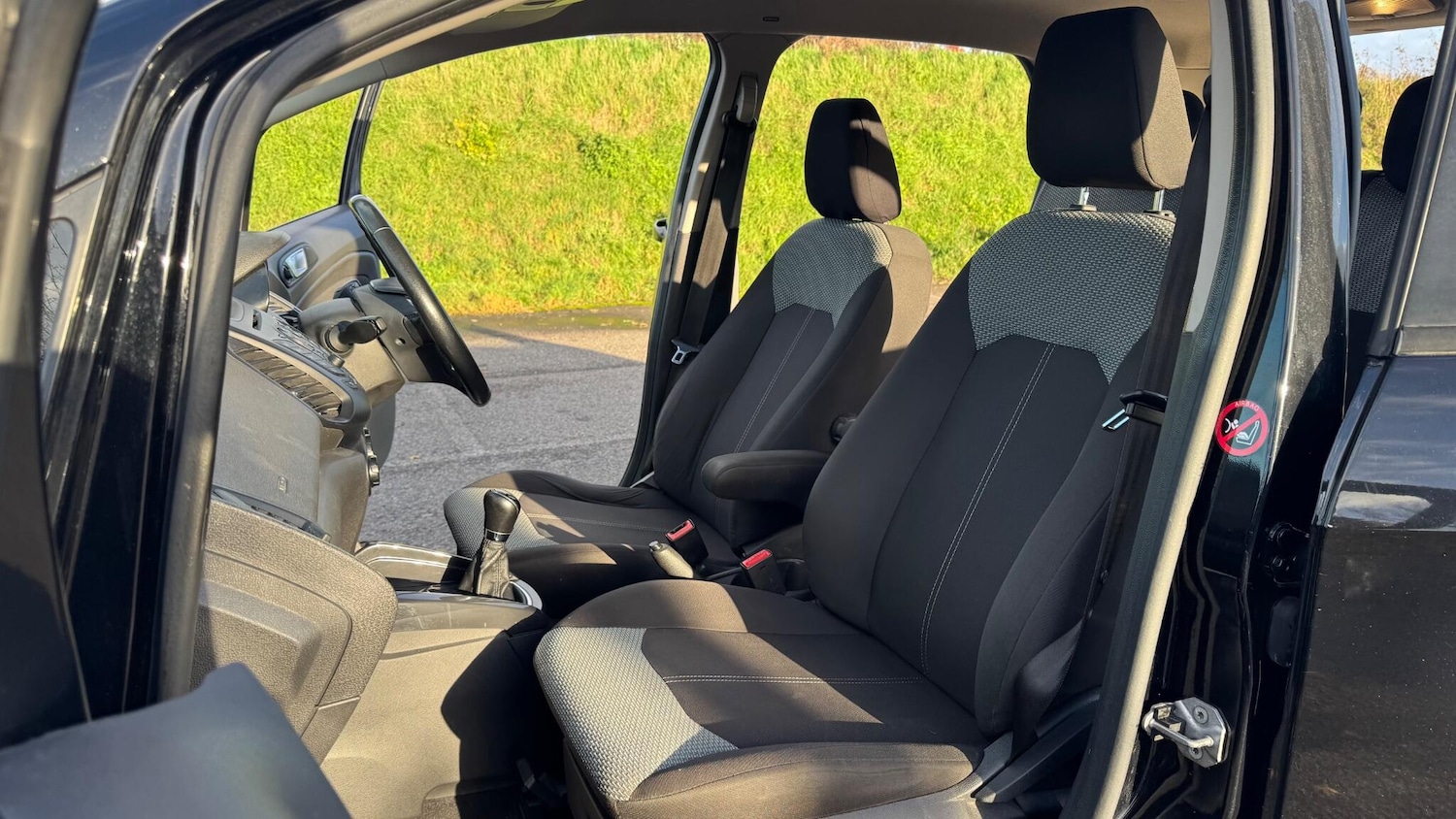 Used Ford Ecosport 2015 for sale - 76898774: Photo 34