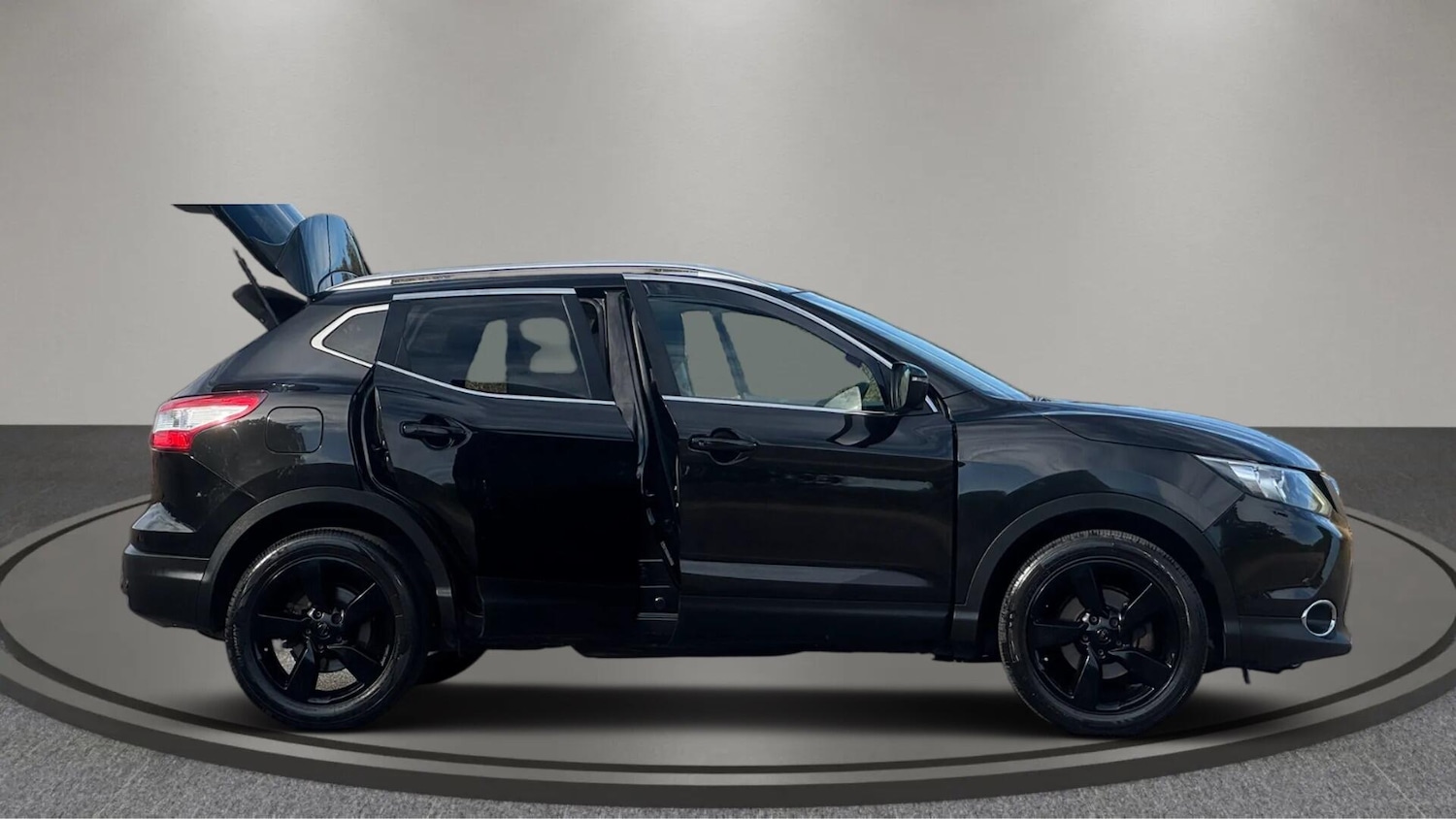 Used Nissan Qashqai 2015 for sale - 77097874: Photo 17