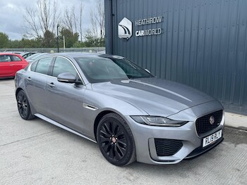 Used Jaguar XE 2019 for sale - 78648712: Photo
