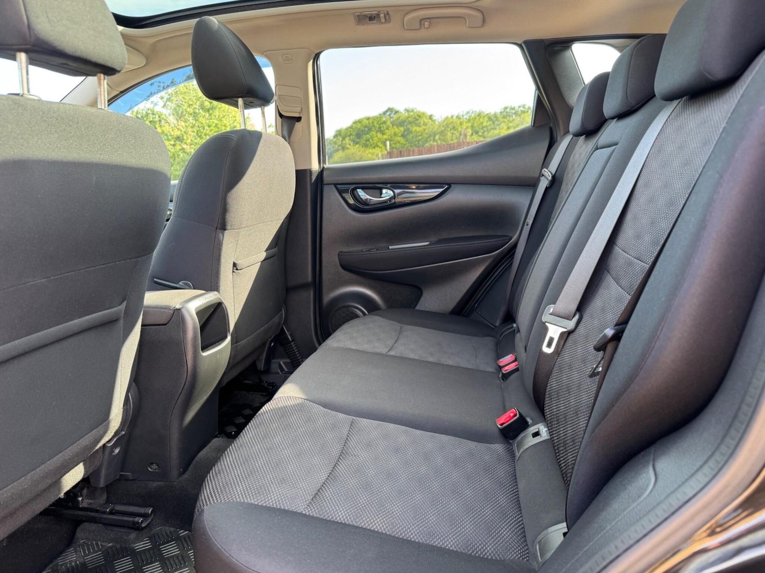 Used Nissan Qashqai 2014 for sale - 77097877: Photo 26