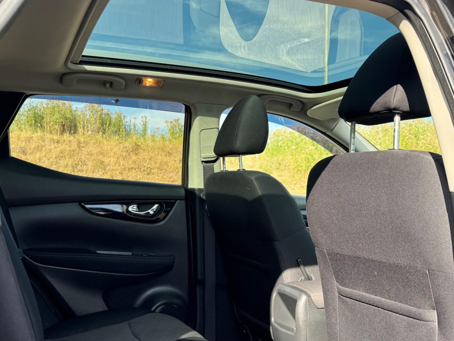 Used Nissan Qashqai 2014 for sale - 77097877: Photo 30