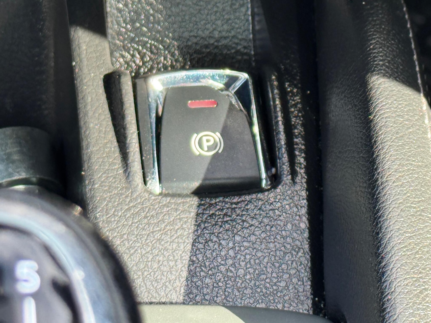 Used Nissan Qashqai 2014 for sale - 77097877: Photo 39