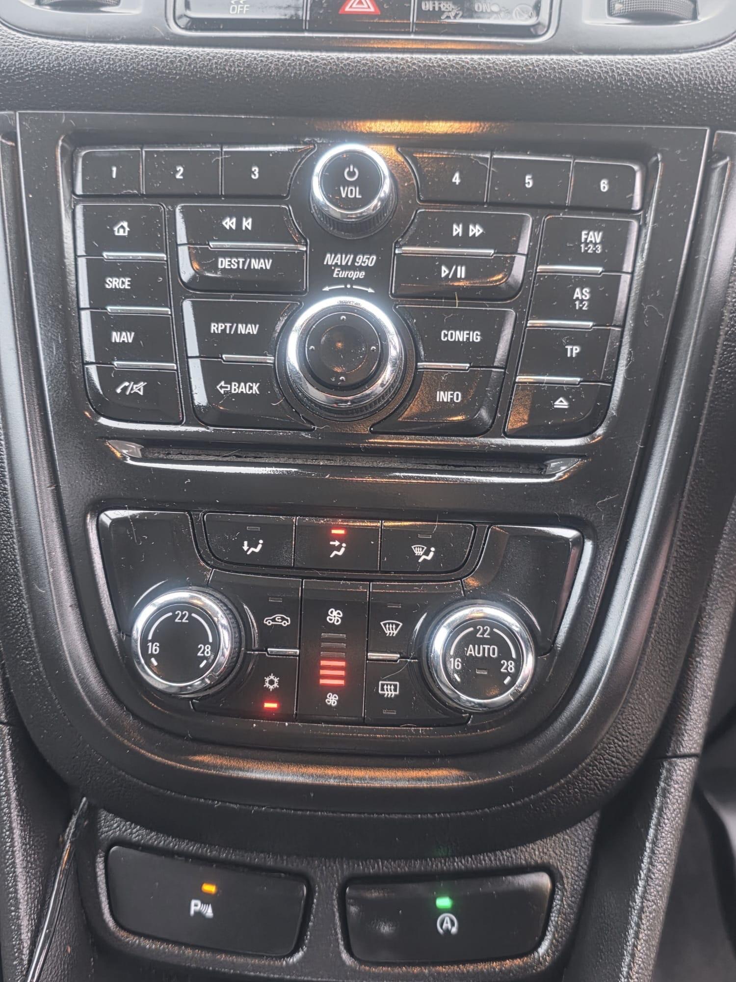 Used Vauxhall Mokka 2015 for sale - 77559767: Photo 18