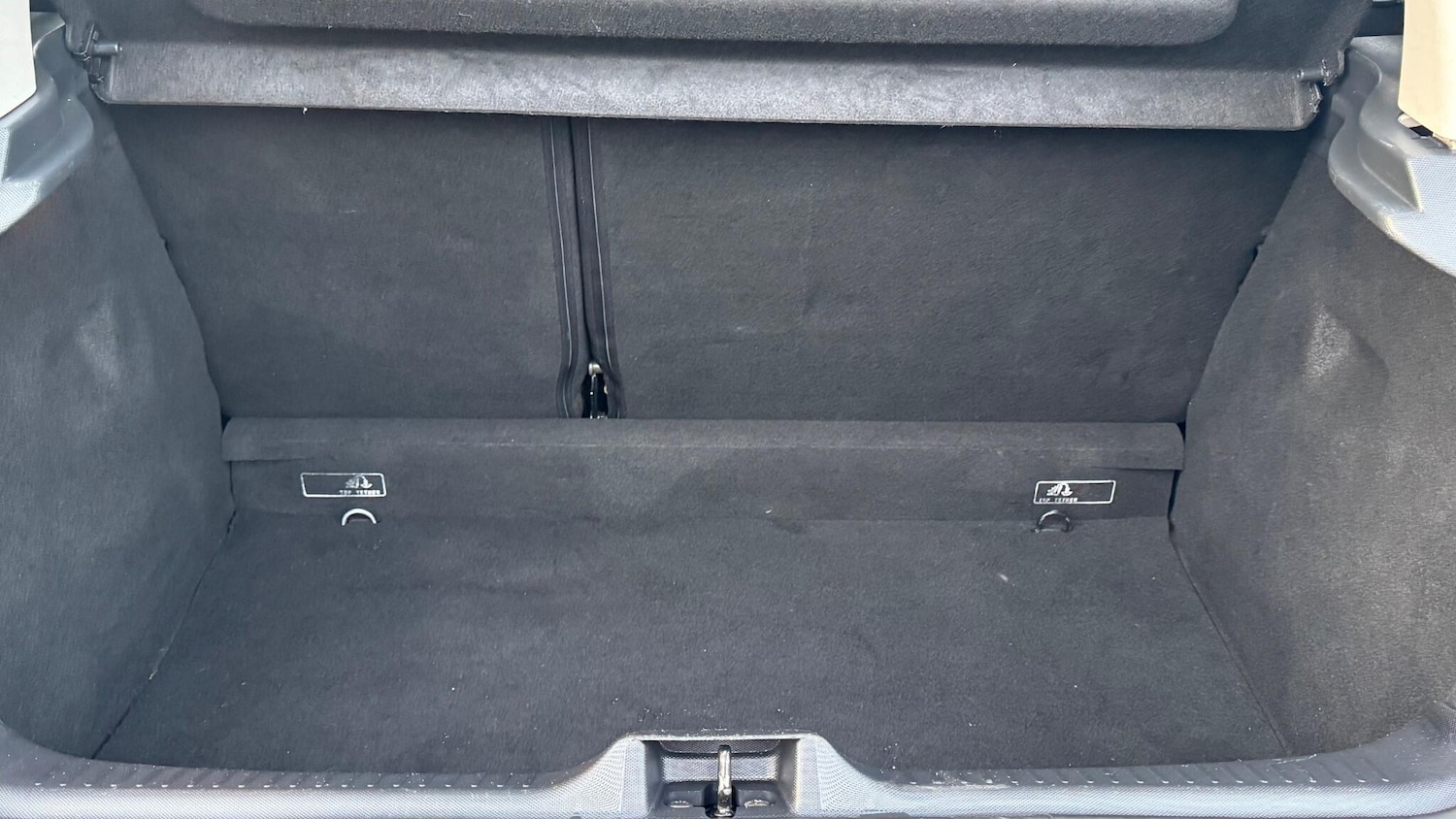 Used Renault Clio 2015 for sale - 77131349: Photo 26