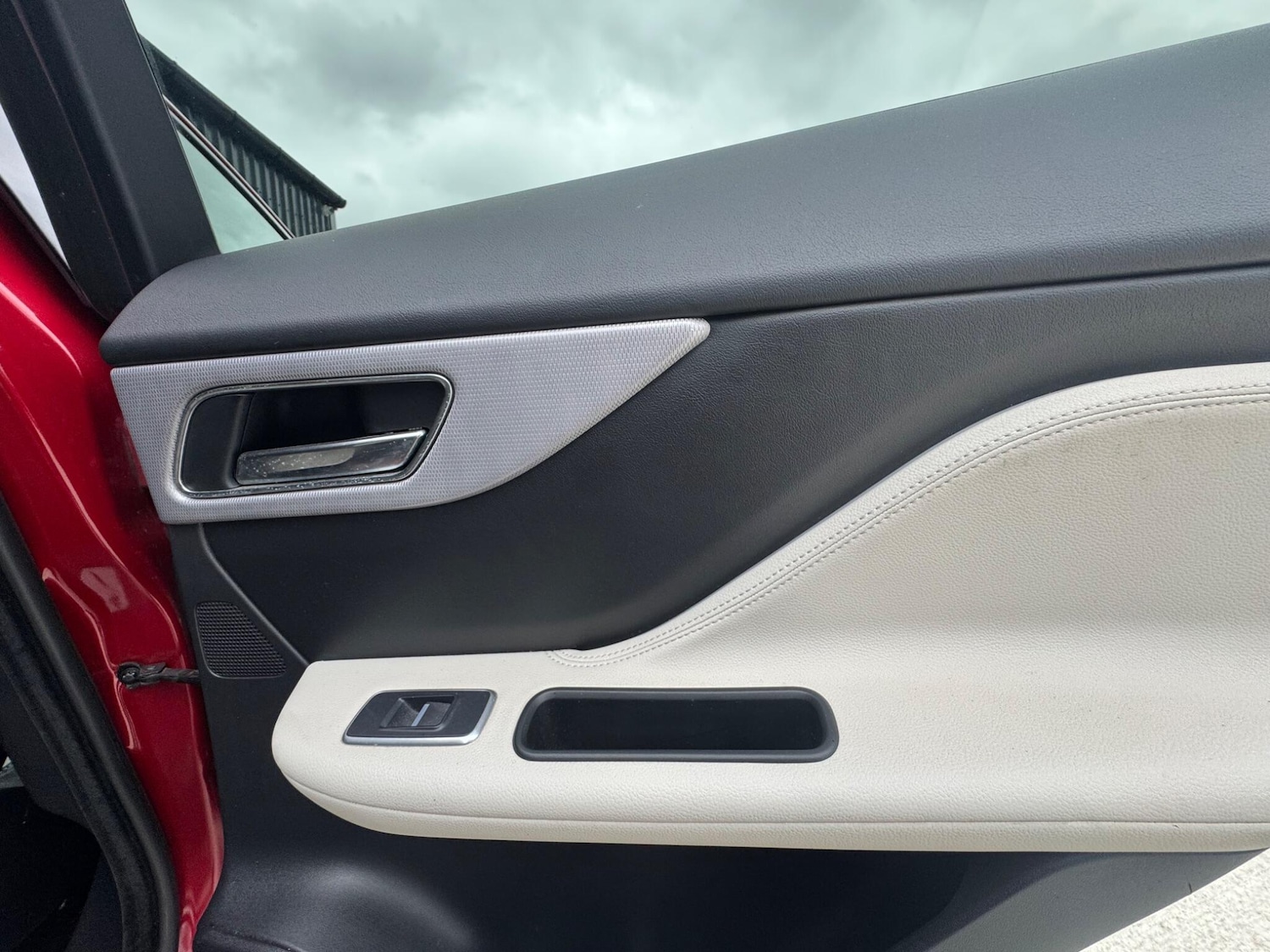 Used Jaguar F-Pace for sale - 77705163: Photo 26