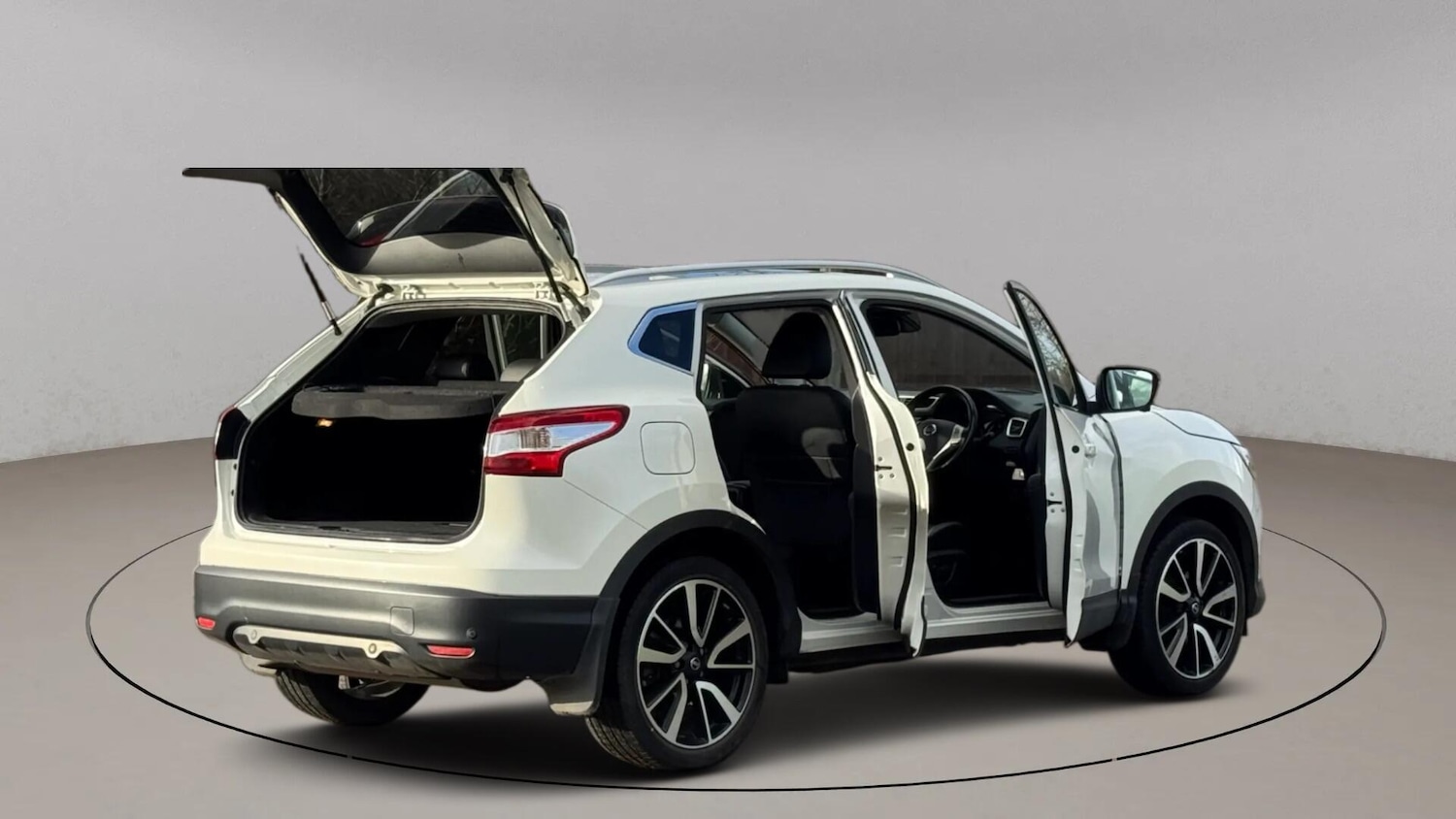 Used Nissan Qashqai 2016 for sale - 76899262: Photo 17