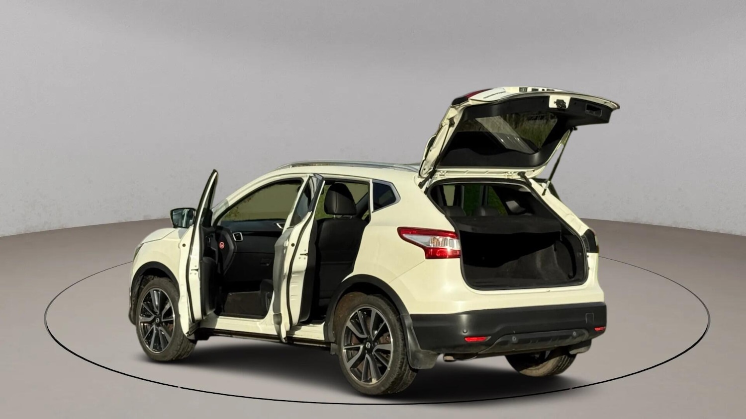 Used Nissan Qashqai 2016 for sale - 76899262: Photo 18