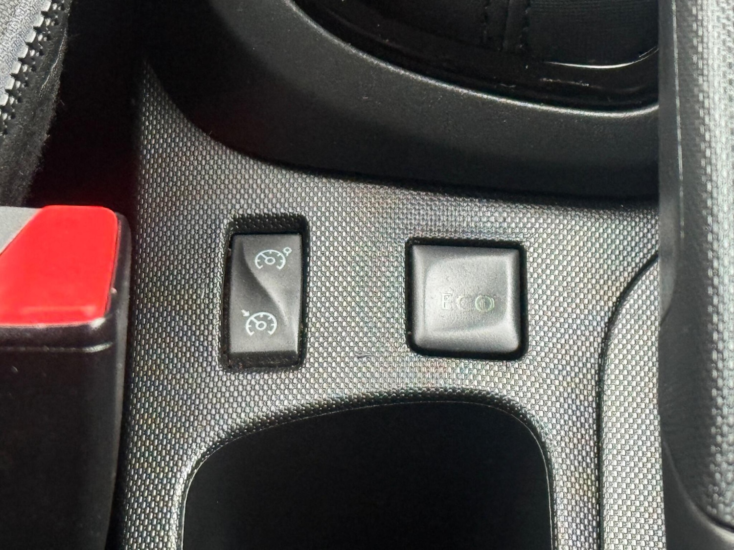 Used Renault Captur 2014 for sale - 76572808: Photo 20