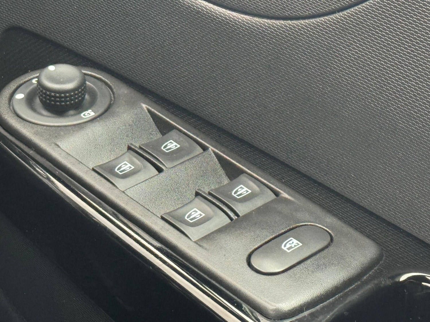 Used Renault Captur 2014 for sale - 76572808: Photo 26