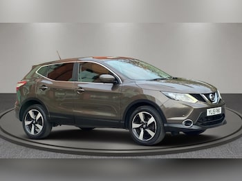 Used Nissan Qashqai 2015 for sale - 76572966: Photo