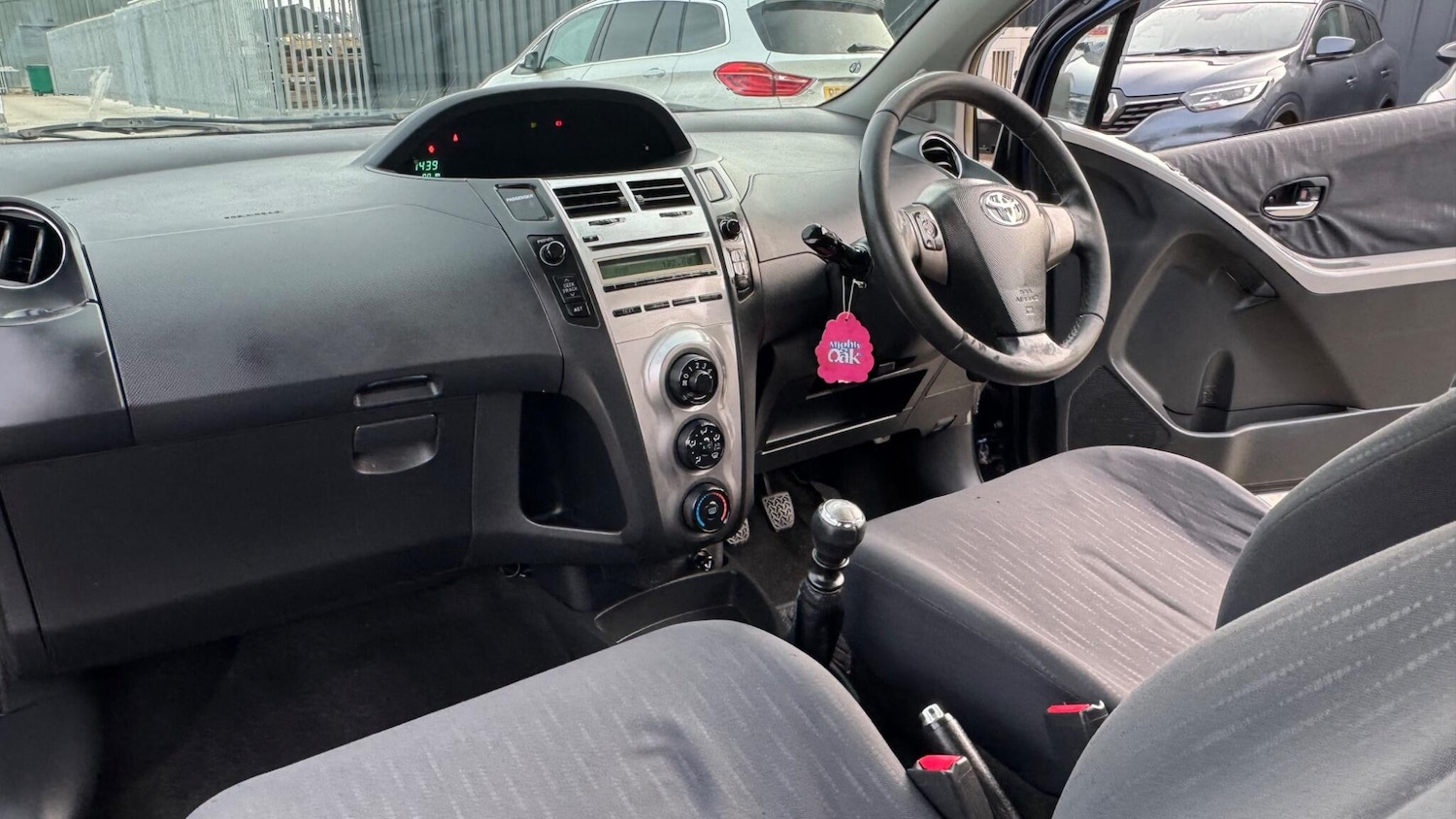 Used Toyota Yaris 2009 for sale - 77097873: Photo 14