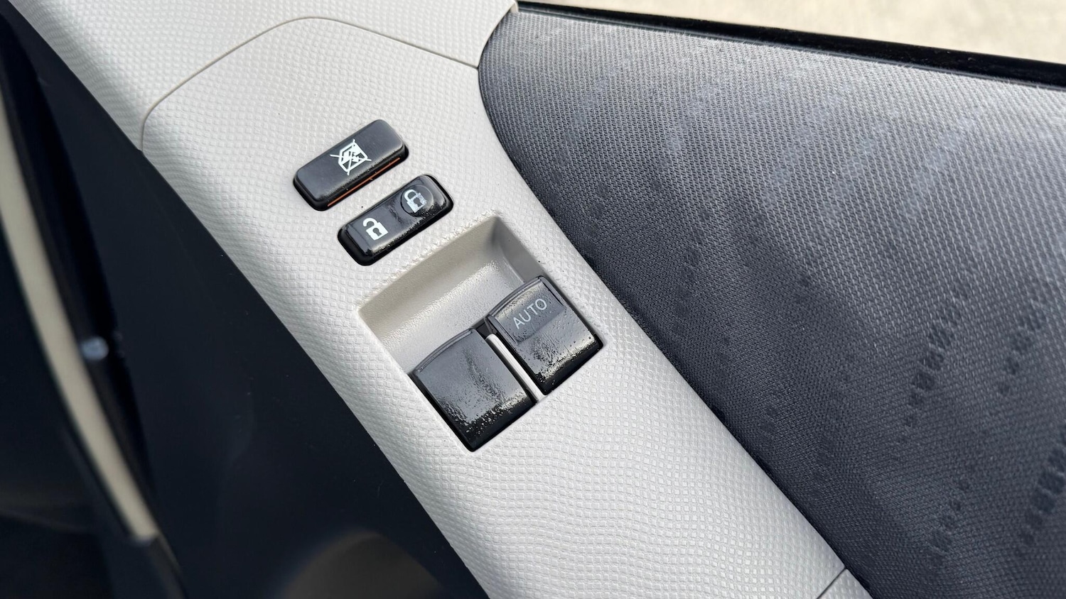 Used Toyota Yaris 2009 for sale - 77097873: Photo 19