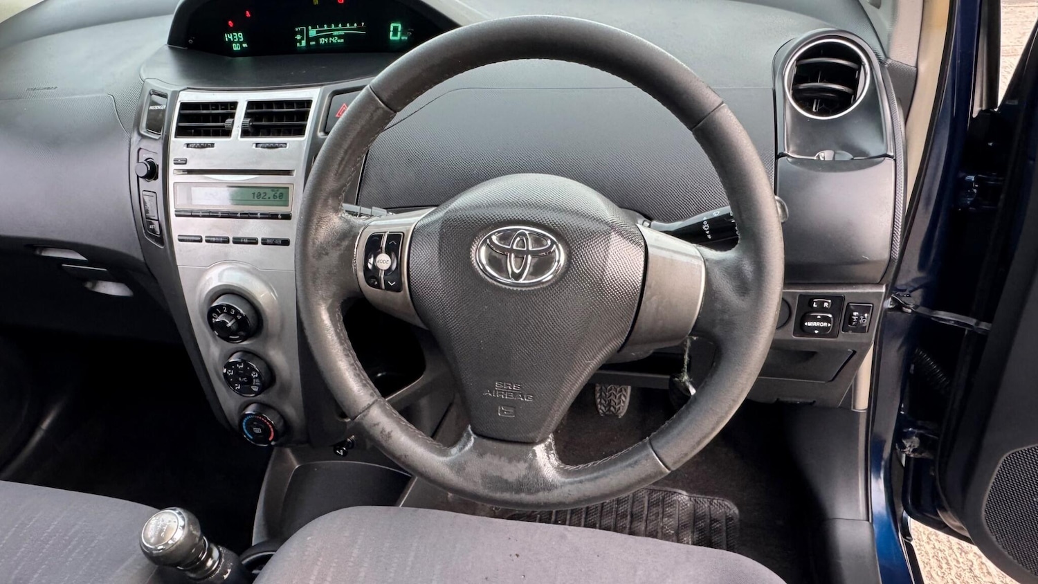 Used Toyota Yaris 2009 for sale - 77097873: Photo 26