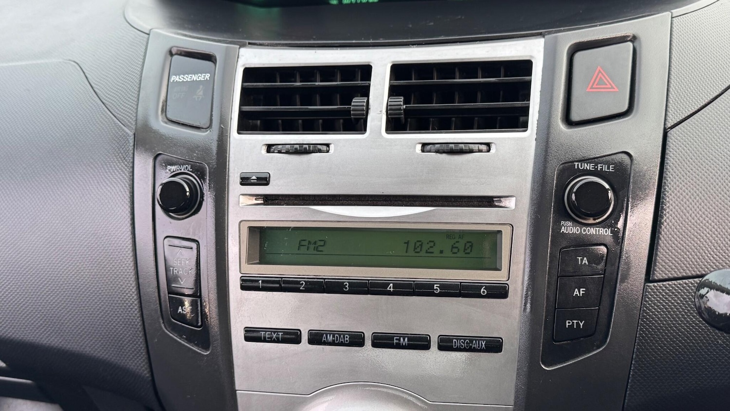 Used Toyota Yaris 2009 for sale - 77097873: Photo 31