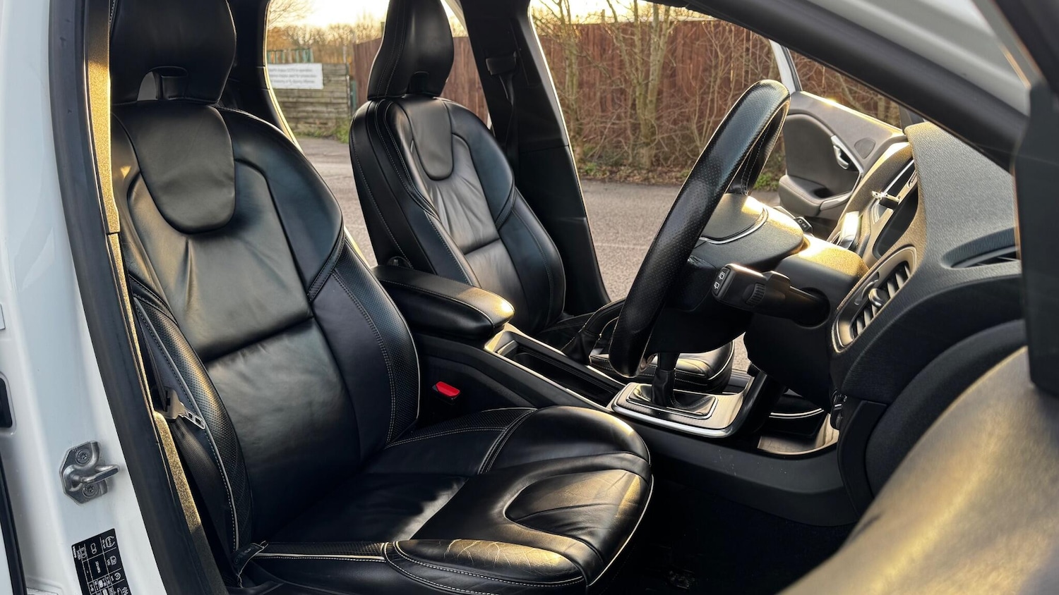 Used Volvo V40 2017 for sale - 77253996: Photo 23