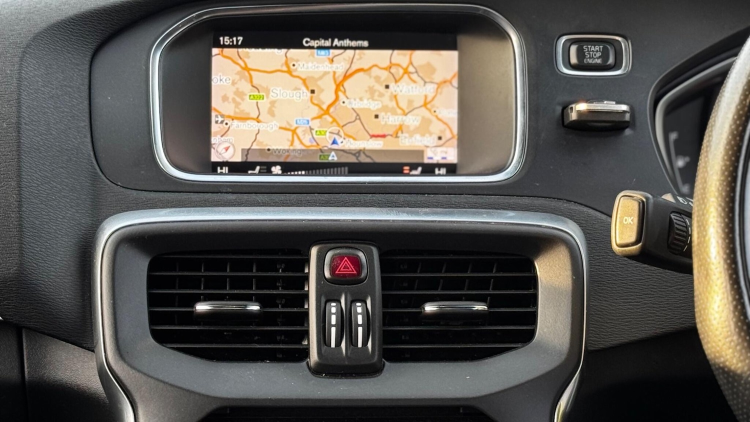 Used Volvo V40 2017 for sale - 77253996: Photo 35