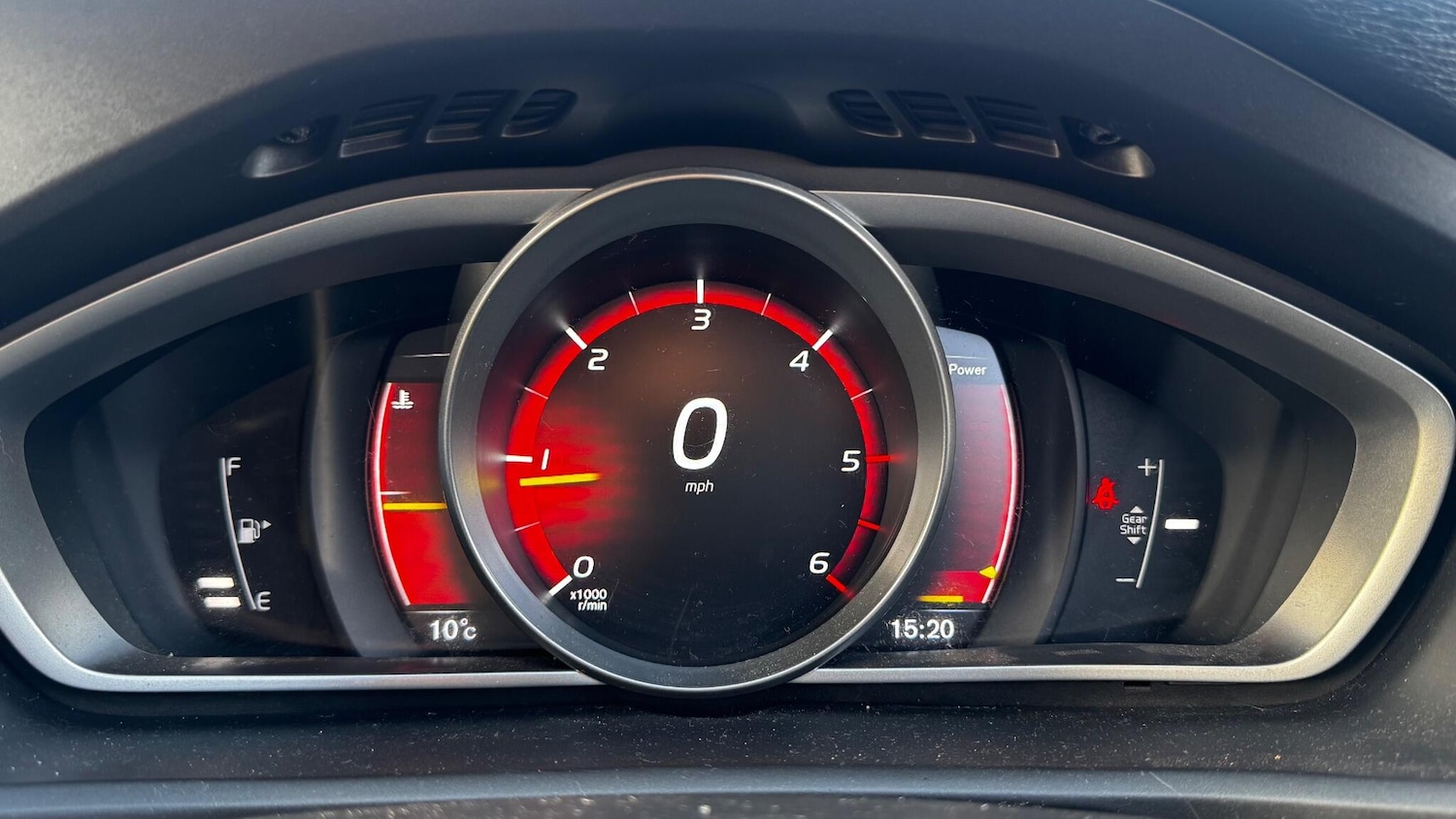 Used Volvo V40 2017 for sale - 77253996: Photo 41