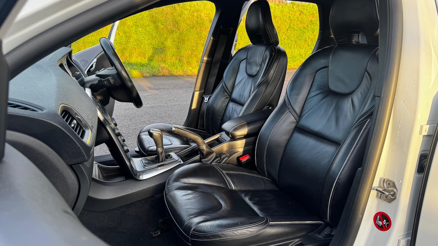 Used Volvo V40 2017 for sale - 77253996: Photo 52