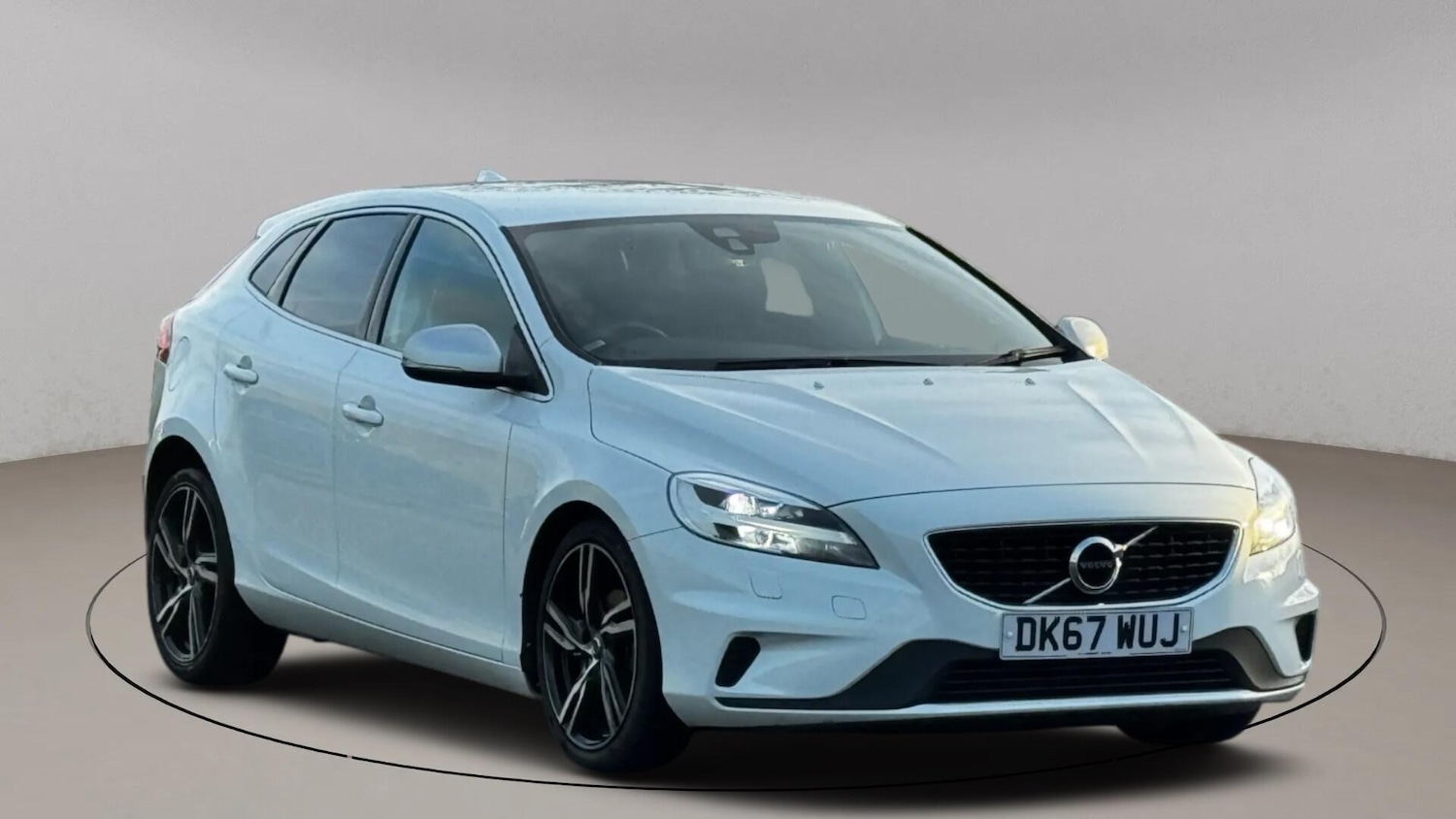 Used Volvo V40 2017 for sale - 77253996: Photo 7