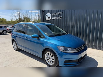 Used Volkswagen Touran 2016 for sale - 79396383: Photo
