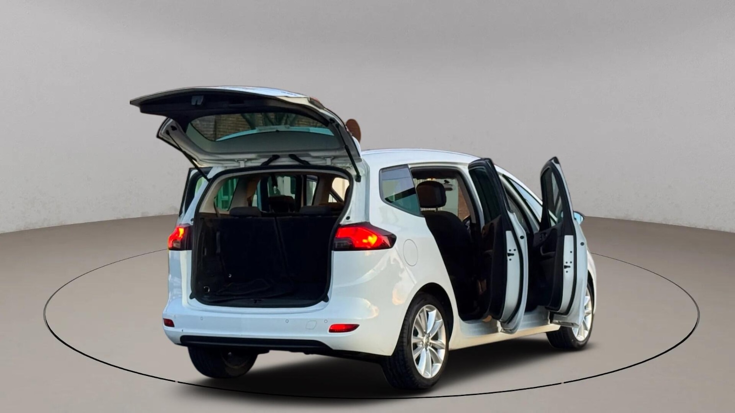 Used Vauxhall Zafira 2015 for sale - 76952258: Photo 11