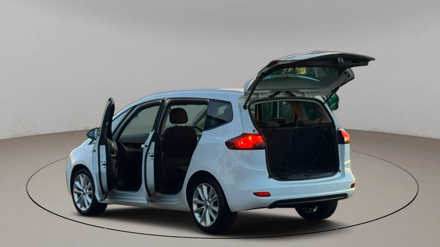 Used Vauxhall Zafira 2015 for sale - 76952258: Photo 12