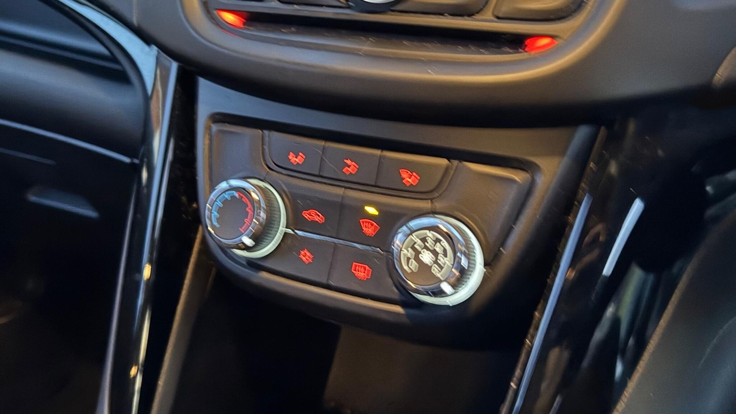 Used Vauxhall Zafira 2015 for sale - 76952258: Photo 20