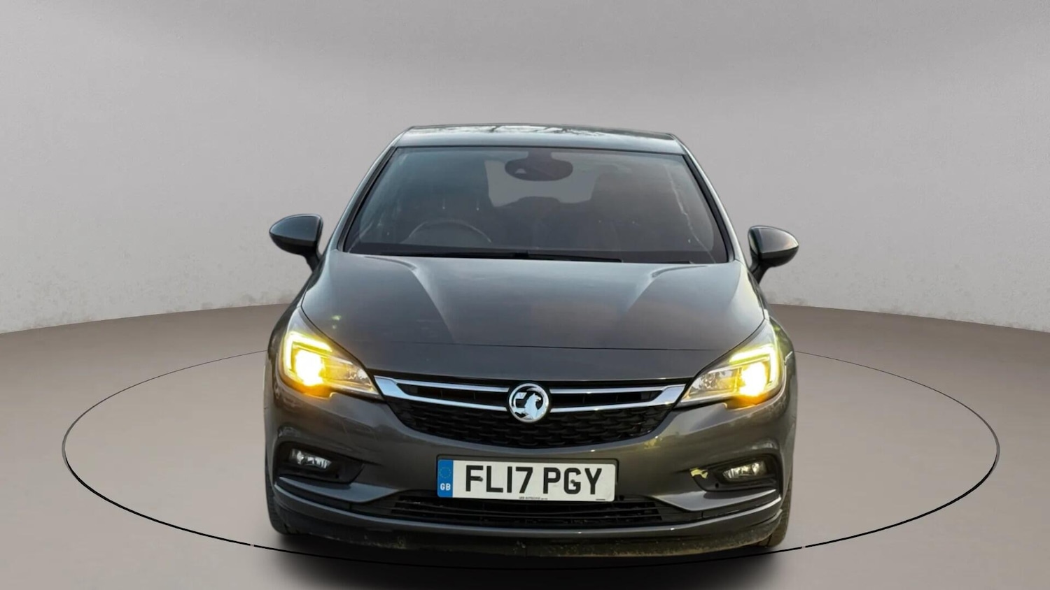 Used Vauxhall Astra for sale - 77684263: Photo 2