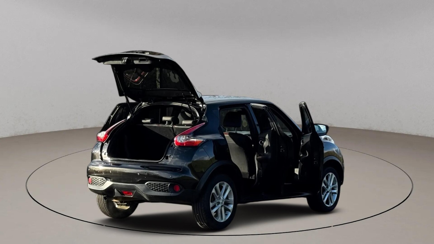 Used Nissan Juke 2016 for sale - 77230470: Photo 17