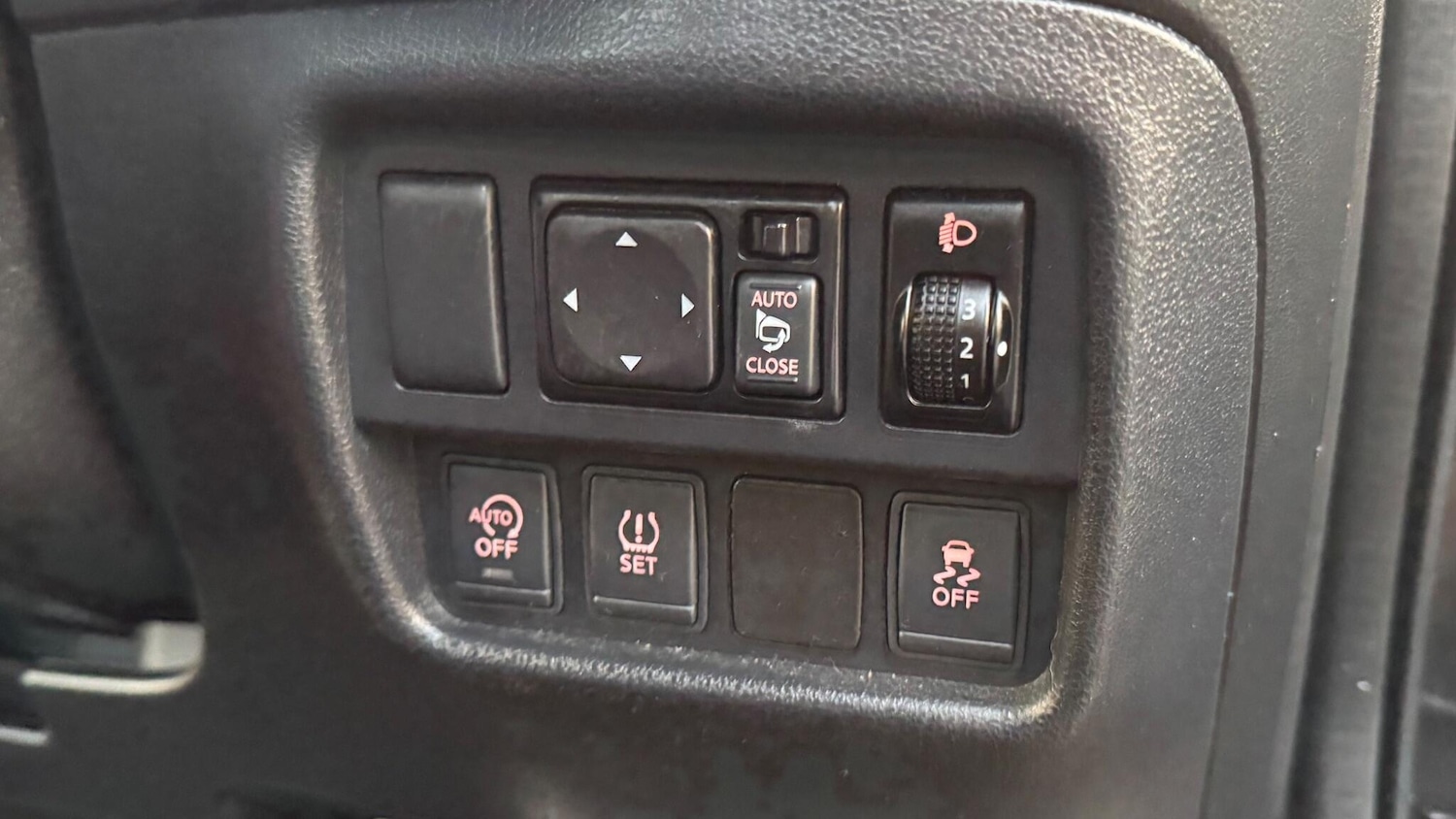 Used Nissan Juke 2016 for sale - 77230470: Photo 24