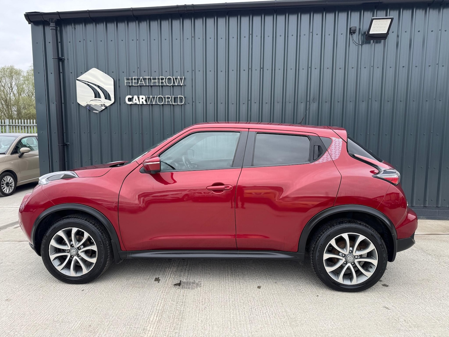 Used Nissan Juke 2016 for sale - 78100420: Photo 11
