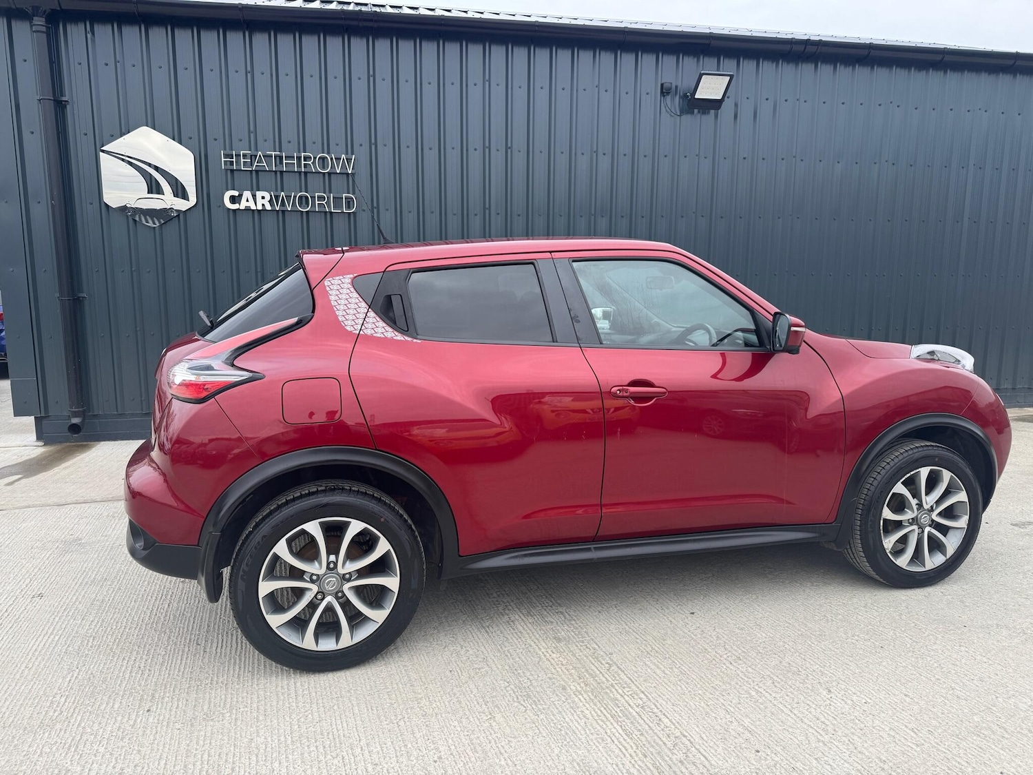 Used Nissan Juke 2016 for sale - 78100420: Photo 14