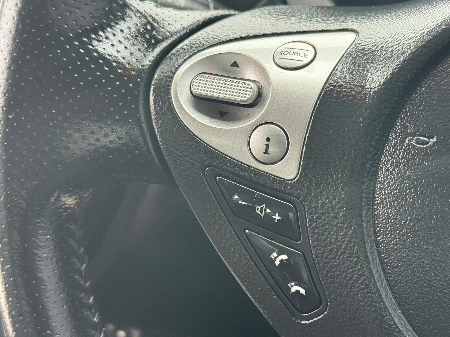 Used Nissan Juke 2016 for sale - 78100420: Photo 22