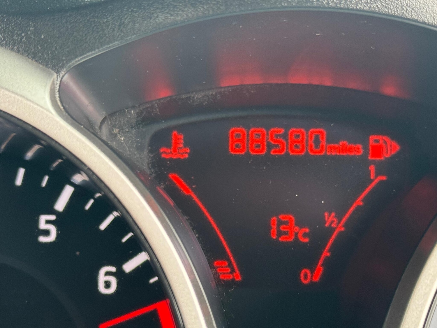 Used Nissan Juke 2016 for sale - 78100420: Photo 26